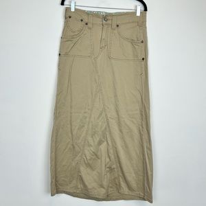 Levi’s cotton Khaki maxi skirt  sz 6